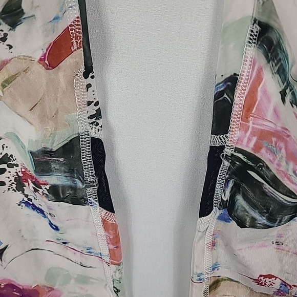 Lululemon Women's Multicolor Mesh Leggings Mid Rise 25" Yoga Sz 6 - Picture 9 of 9